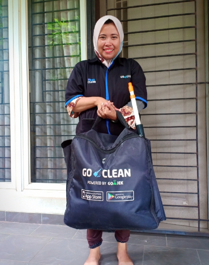 Gojek Goclean cleaner