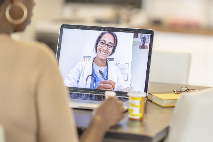 Telemedecine doctor MFine