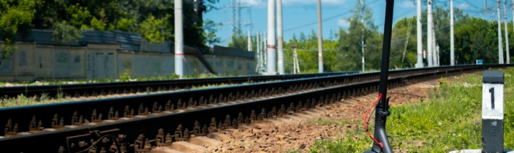black metal train rail during daytime