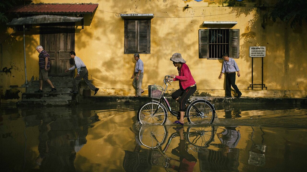 biking, street, flood, city, bike, bicycle, bicycle ride, riding bike, flooding, water, water reflection, road, hoi an, vietnam, flooded street, flood, flood, flood, flood, nature, flood, flooding, vietnam