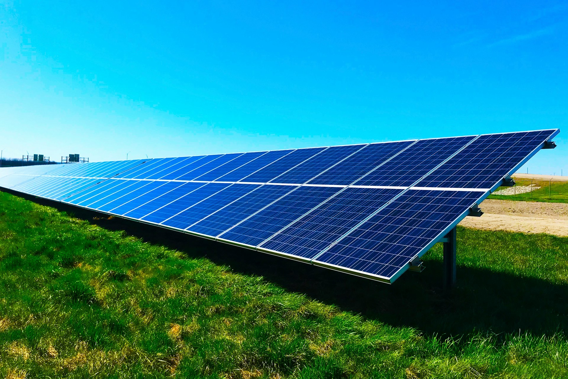 How AI helps manage solar intermittency - TNGlobal
