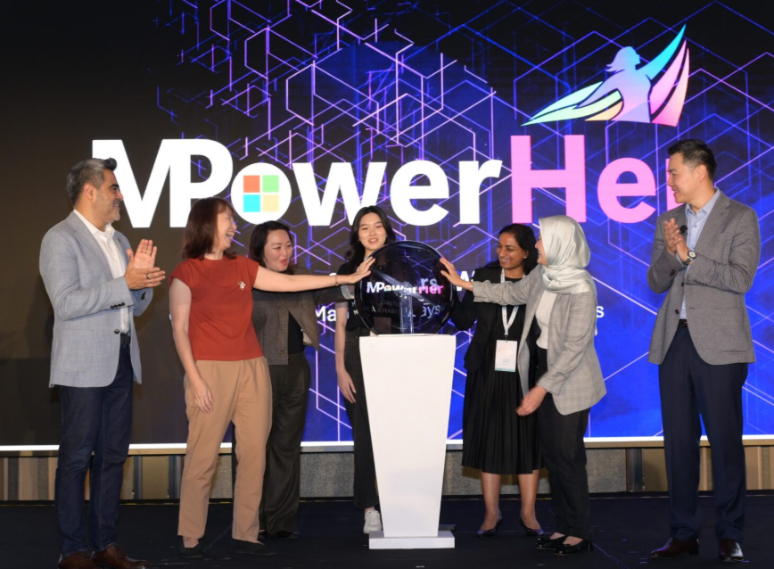 Microsoft Singapore announces new collaboration to upskill women in ...
